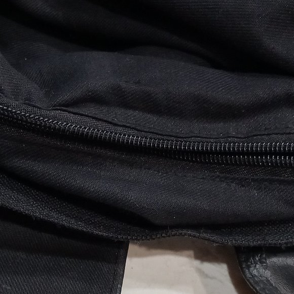 Tote Partly Leader Like & Nylon Shoulder Bag in Black - Picture 6 of 8